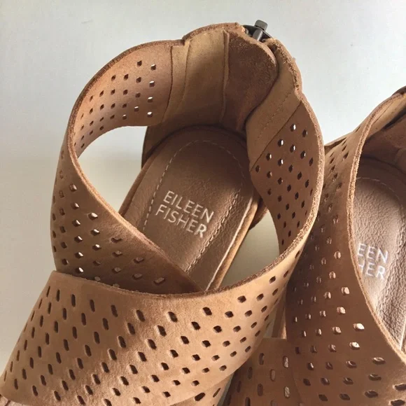 NWOT Eileen Fisher Sandal Size 6 - Picture 3 of 6